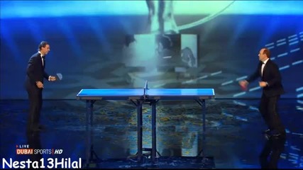 Рафаел Надал играе тенис на маса с Кевин Спейси