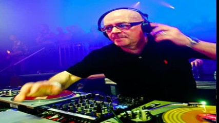 Graemy Park Clockwork Mos 2016