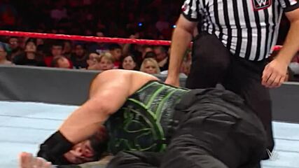 Roman Reigns vs. Finn Bálor vs. Drew McIntyre - Triple Threat Match: Raw, July 16, 2018 (Full Match)
