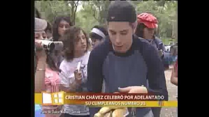 Кристиан Чавес Празнува Рожденият Си Ден