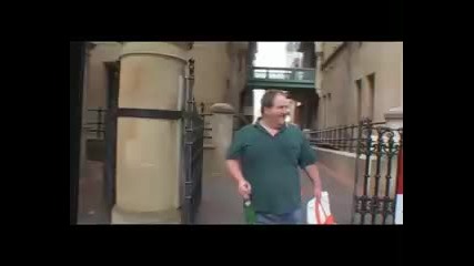Free Hugs Campaign - Official Page (music by Sick Puppies.net ) 