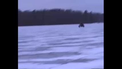 Yamaha R1 on ice 