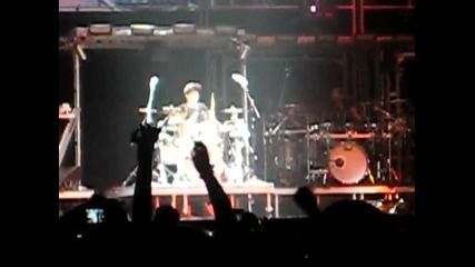 Justin Bieber Drum Solo at the Rose Garden
