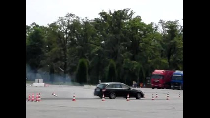 Mercedes classe C 63 Amg sw drifting 