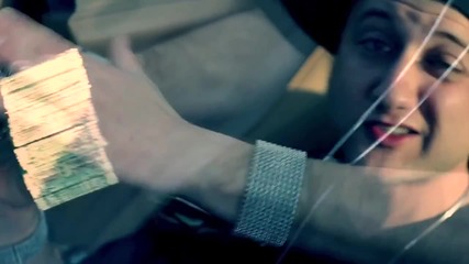 Dz - Paper Cutz
