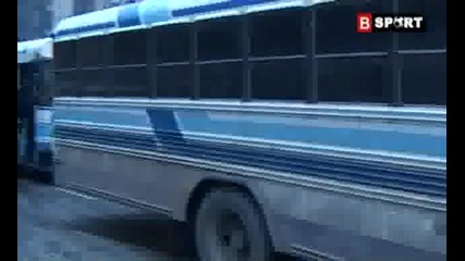 Гледайте кадри преди и след мача Литекс - Левски 