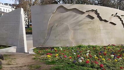 Мемориал в памет на животните, загинали във войните, които води Великобритания (лондон)