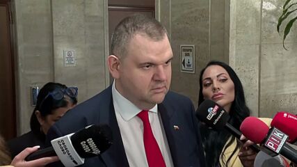 Делян Пеевски за Демерджиев: Нощем, вместо да мисли за съпругата си, мисли за мен