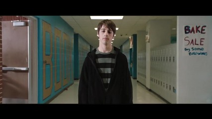 High School - Трейлър