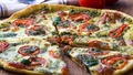 Goodlife: Пица с песто от босилек и домати