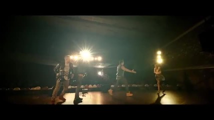Chino & Nacho - Me Voy Enamorando ( Remix) ft. Farruko