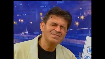 Sinan Sakic - Umrecu sa osmehom