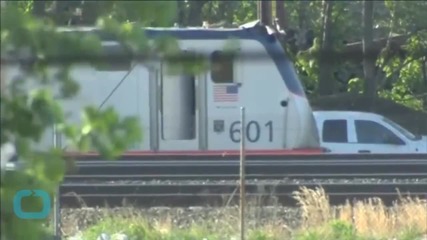 Amtrak Engineer Made No Report of Object Hitting Windshield Before Crash