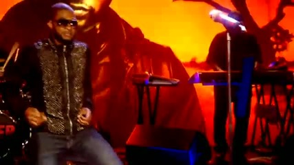 Usher - This Ain't Sex ( Live )