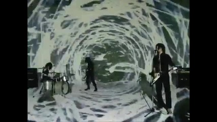 Boom Boom Satellites - Back On My Feet