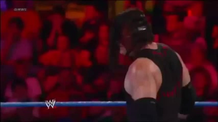 Kane - Diving Clothesline