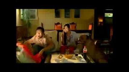 Waving Flag Knaan and David Bisbal - Official Video