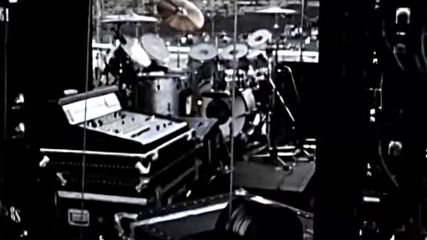 Deep Purple - You Keep On Moving - Official Film Clip