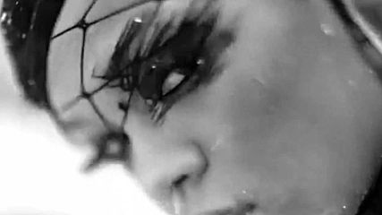 ☽2010☽ Rihanna ft. Slash - Rockstar 101 ( Directors Cut )