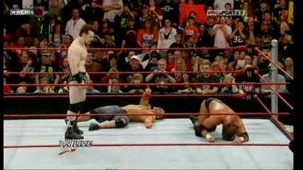 Sheamus пребива John Cena & Triple H 