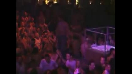 Vanotek ft Evan - Top Of The World (2010) 