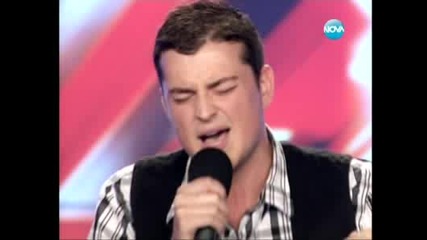 Момче Вдигна Публиката На Крака - X - Factor България! 14.09.2011