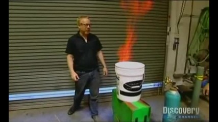 Mythbusters - сапункена вода + метан = огъъън 
