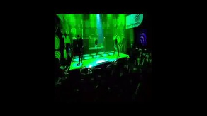 Green Day - Holiday Live
