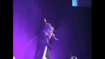 На Тъмно !!! Еминем и Джей Зи - Renegade { 1 June 2010 }