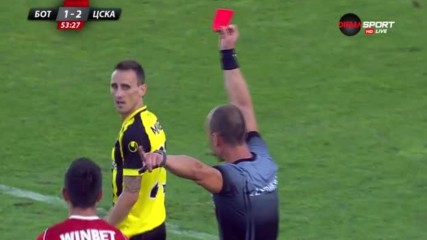 Ботев Пд ще доиграе мача с ЦСКА с човек по-малко, Минев пое към душовете