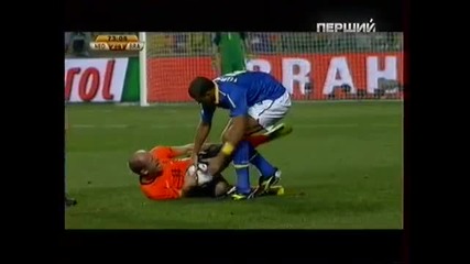 Имаше ли червен картон? 