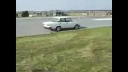Vaz 2105 i Nisan Silyviia - Drift.3gp 