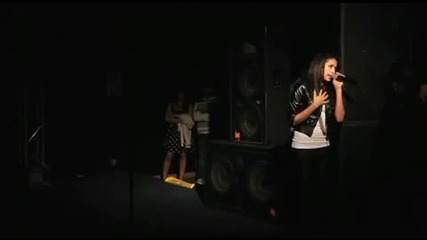 Jasmine V singing original song Serious 