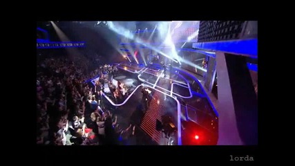 Britney Spears - Womanizer (Live X-Factor 2008) (ВИСОКО КАЧЕСТВО)
