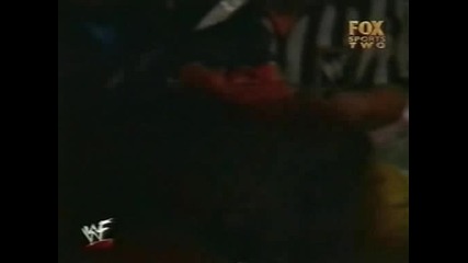 Wwf Raw Is War 1999 - 01 - 04 Shawn Michales пребит от хора на Vince Mcmahon 