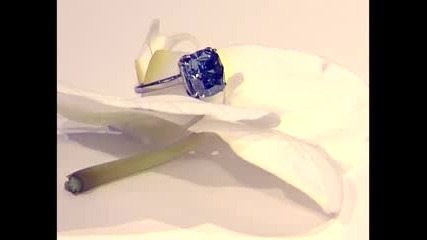 Рядък вид 7 каратов син диамант