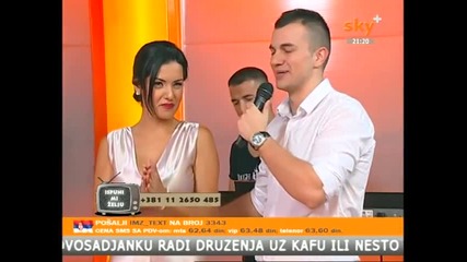 Tanja Savic i Milos Brkic - 2014 - Ko na grani jabuka (hq) (bg sub)