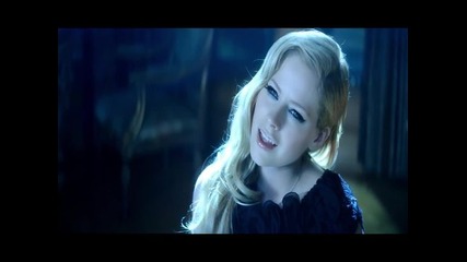 Страхотна- Превод! Avril Lavigne - Let Me Go ft. Chad Kroeger [ Official Video]