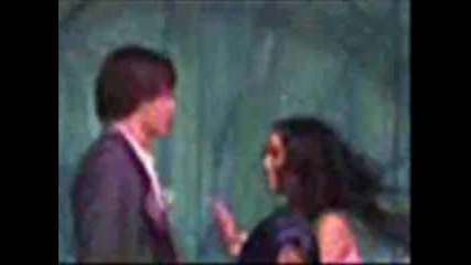 Vanessa Kisses Zac