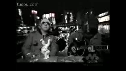 Monkey Majik - Fly