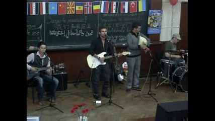 Фестивала на чуждестранните студенти в Русе 2009г. Пее: Димитар от Македония