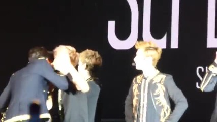 Super Show 5 in Lima,peru (27.04.13) - Dong Hae, Kyu Hyun & Eun Hyuk Introduction (fancam)