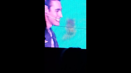 Violetta Live: 17. Te Esperare Париж