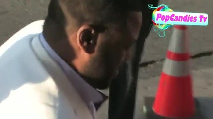 Антъни Андерсън пристига и раздава автографи на премиерата на филма си Писък 4