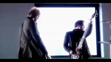 Skillet - Rebirthing (official Music Video Hd)