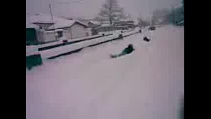 много яко падане във сняг :):):)