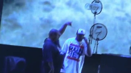 Eminem - Lose Yourself (live Yankee Stadium 9.13.2010) 