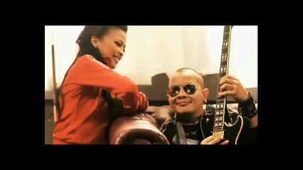 Simple Plan - Jet Lag Feat. Kotak ( Official Video)