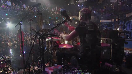 Florence + The Machine - Drumming Song (live on Letterman)