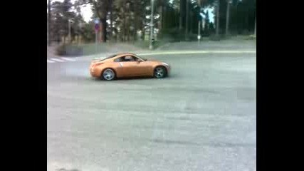 Nissan 350z Drifting 